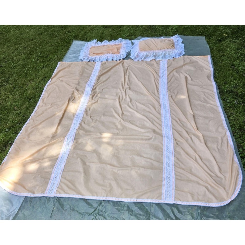 Vintage Carlin Peach Bedspread Set 94x114 Eyelet Lace 2 Shams Cottage